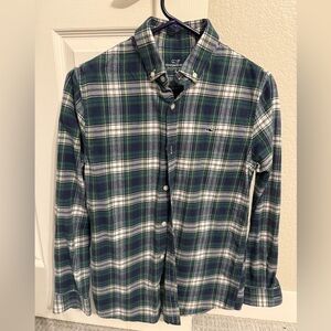 Boys Vineyard Vines Green Plaid flannel Button-Down Shirt
Size Large